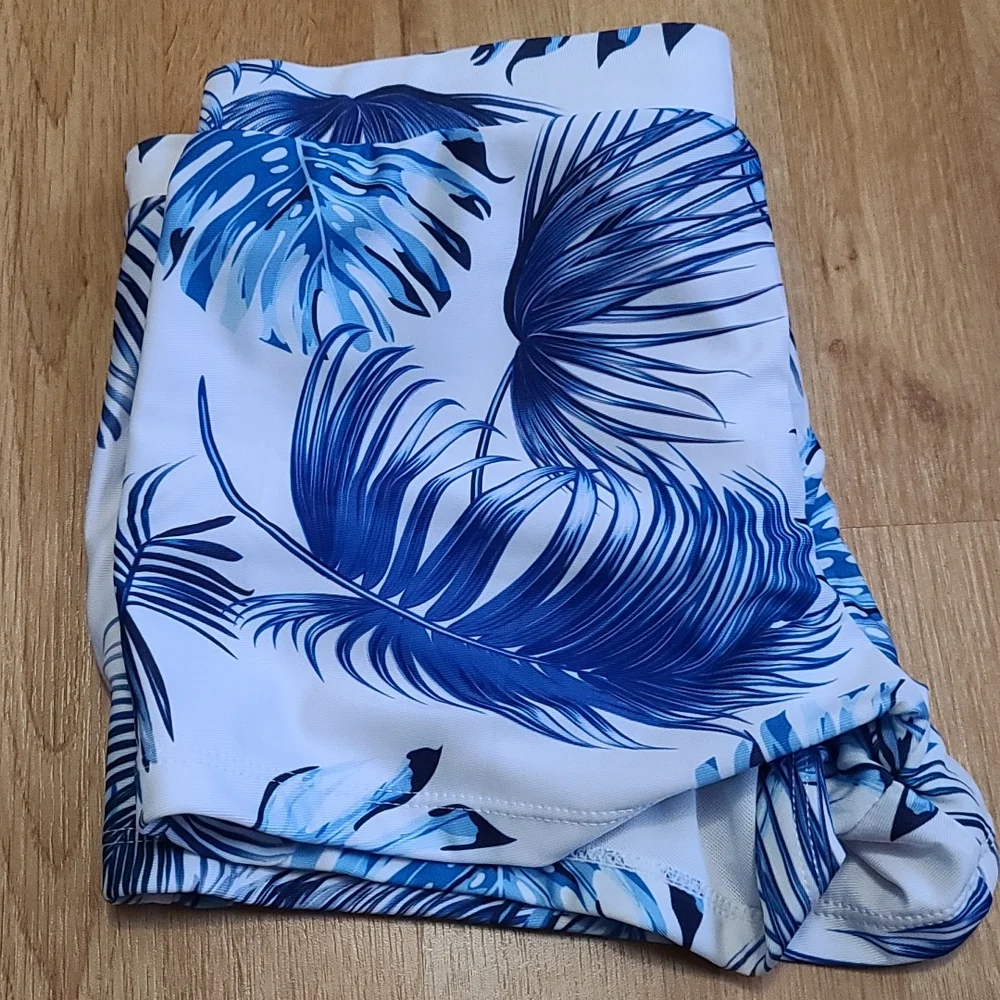 Bathing suit shorts cover up blue palm by Sea Grove sz Large - Picture 4 of 4
